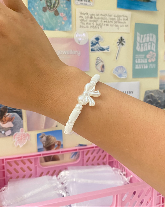 Elegant Pearl Bracelet